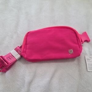 Lululemon Everywhere Belt Bag- Special Edition Strap